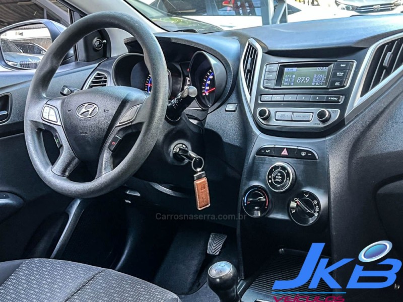 HB20 1.0 COMFORT 12V FLEX 4P MANUAL - 2017 - NOVO HAMBURGO