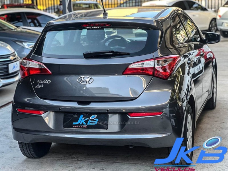HB20 1.0 COMFORT 12V FLEX 4P MANUAL - 2017 - NOVO HAMBURGO