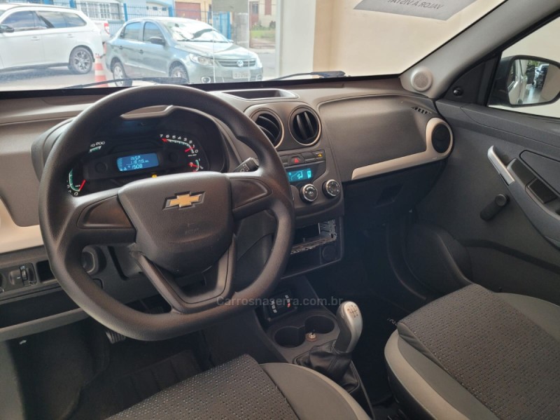 MONTANA 1.4 MPFI COMBO FURGÃO 8V ECONO FLEX 2P MANUAL - 2018 - CANELA