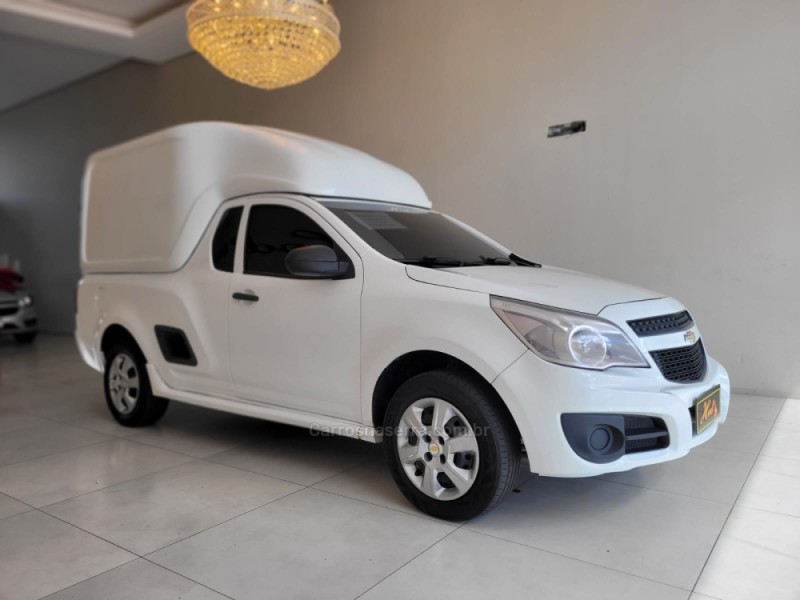 MONTANA 1.4 MPFI COMBO FURGÃO 8V ECONO FLEX 2P MANUAL - 2018 - CANELA