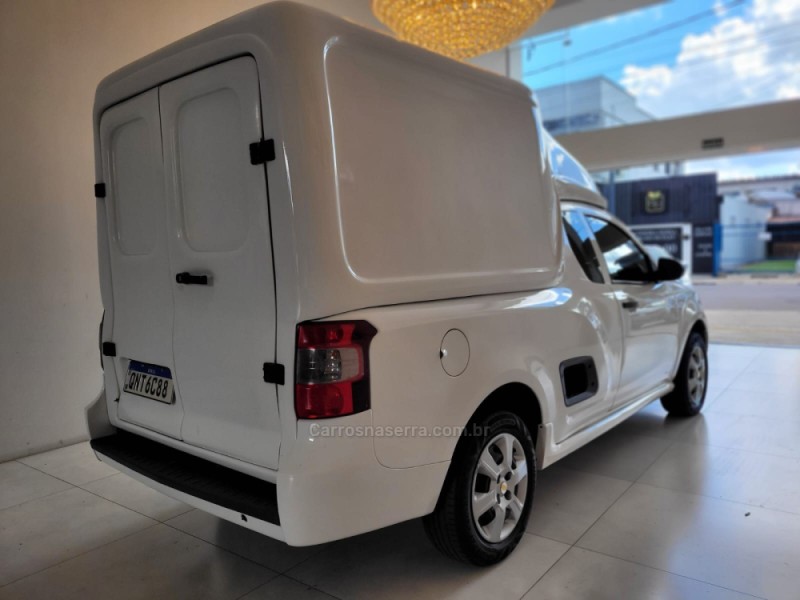 MONTANA 1.4 MPFI COMBO FURGÃO 8V ECONO FLEX 2P MANUAL - 2018 - CANELA