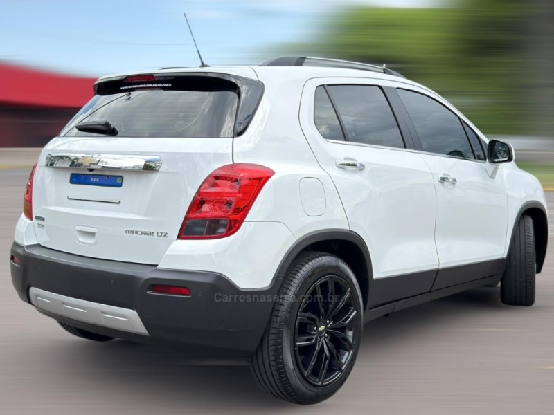 TRACKER 1.8 MPFI LTZ 4X2 16V FLEX 4P AUTOMÁTICO - 2014 - NOVO HAMBURGO