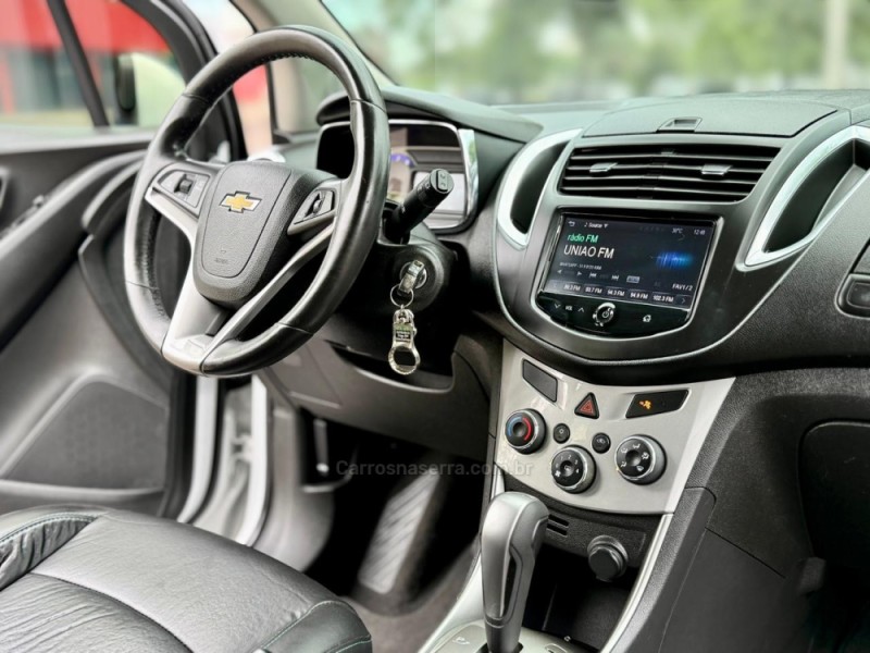 TRACKER 1.8 MPFI LTZ 4X2 16V FLEX 4P AUTOMÁTICO - 2014 - NOVO HAMBURGO