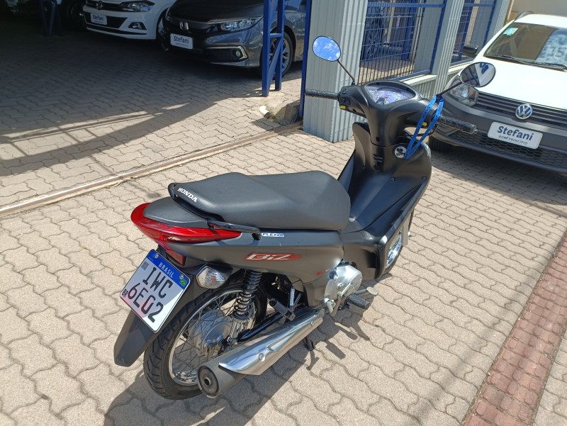 BIZ 125 ES - 2015 - BOM PRINCíPIO