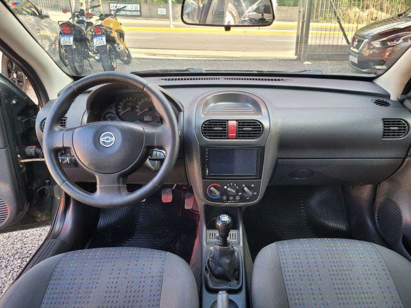 CORSA 1.4 MPFI MAXX 8V FLEX 4P MANUAL - 2011 - CARLOS BARBOSA