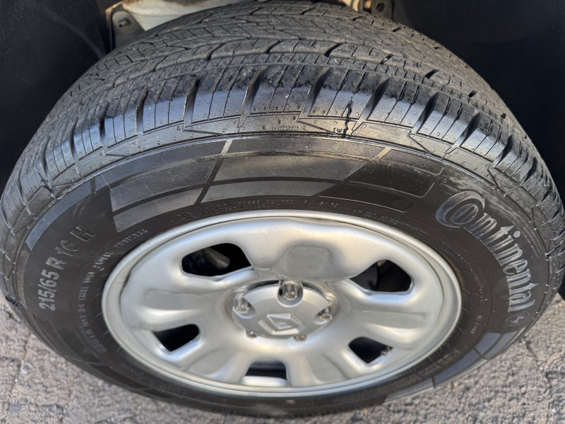 DUSTER 1.6 EXPRESSION 4X2 16V FLEX 4P MANUAL - 2014 - DOIS IRMãOS