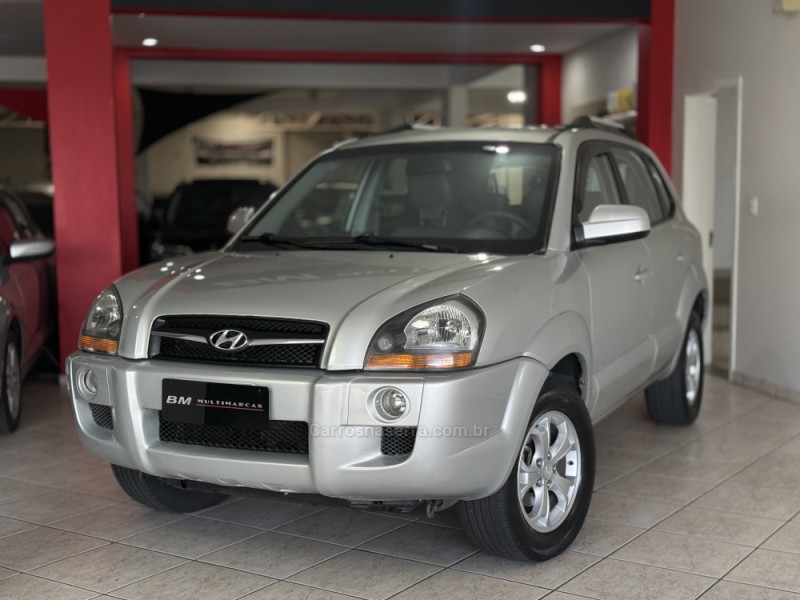 TUCSON 2.0 MPFI GLS 16V 143CV 2WD FLEX 4P AUTOMÁTICO - 2014 - GUAPORé