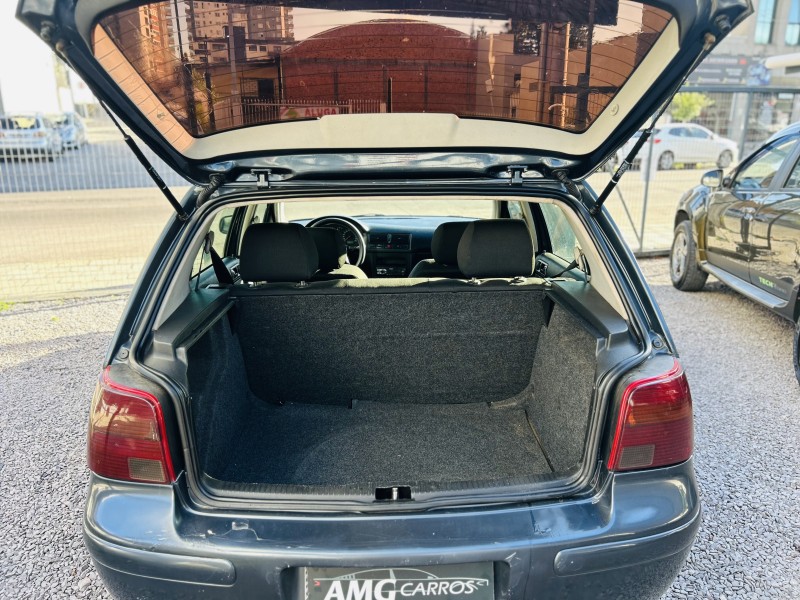 GOLF 2.0 MI COMFORTLINE 8V GASOLINA 4P MANUAL - 2002 - CAXIAS DO SUL
