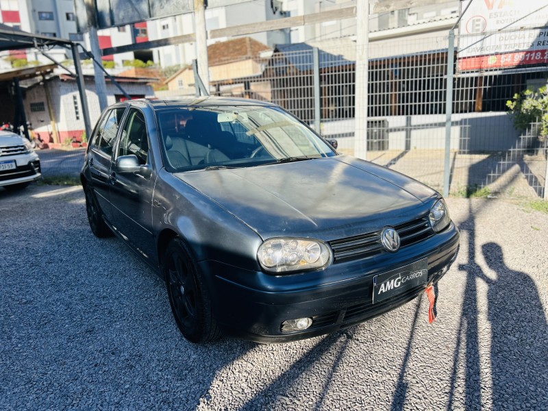 GOLF 2.0 MI COMFORTLINE 8V GASOLINA 4P MANUAL - 2002 - CAXIAS DO SUL