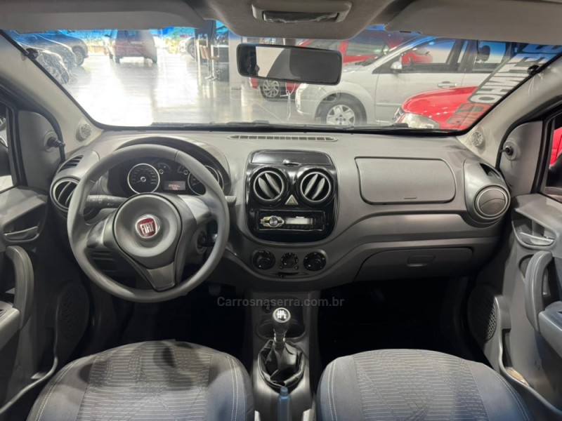 PALIO 1.0 MPI ATTRACTIVE 8V FLEX 4P MANUAL - 2011 - ESTâNCIA VELHA