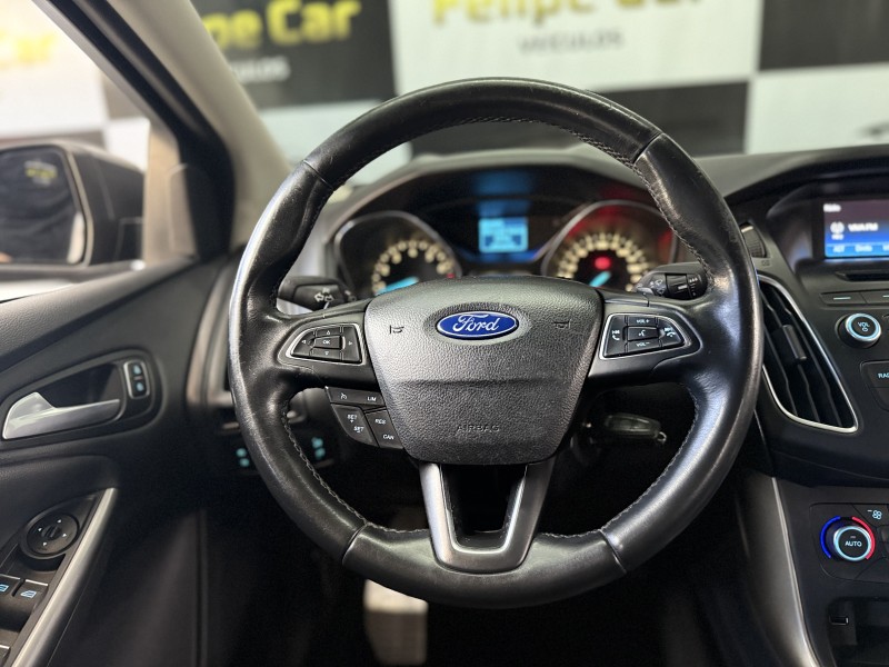 FOCUS 2.0 SE SEDAN 16V FLEX 4P AUTOMÁTICO - 2016 - CAXIAS DO SUL