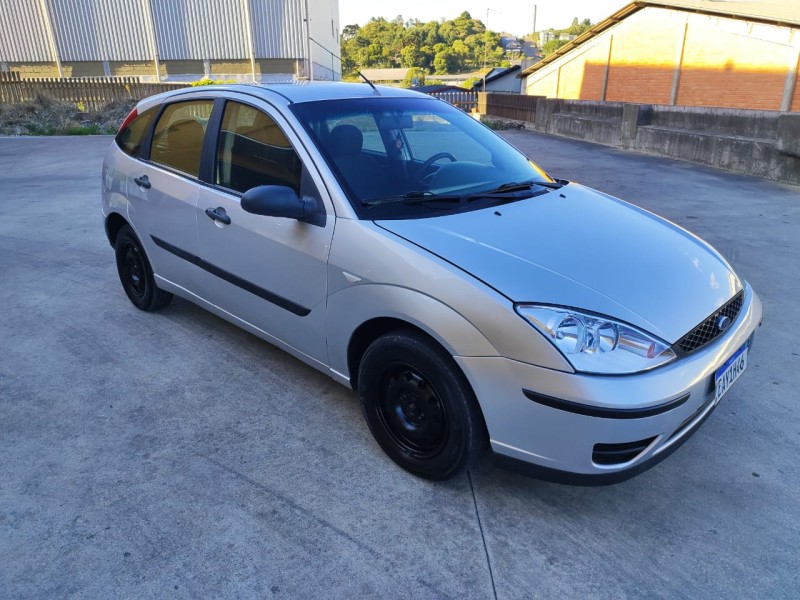 FOCUS 1.6 SE 8V FLEX 4P MANUAL - 2008 - FARROUPILHA
