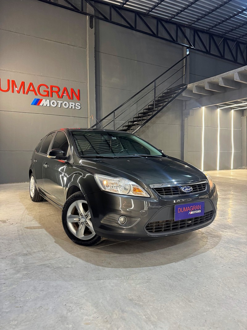 FOCUS 2.0 GLX 16V FLEX 4P MANUAL - 2013 - PASSO FUNDO