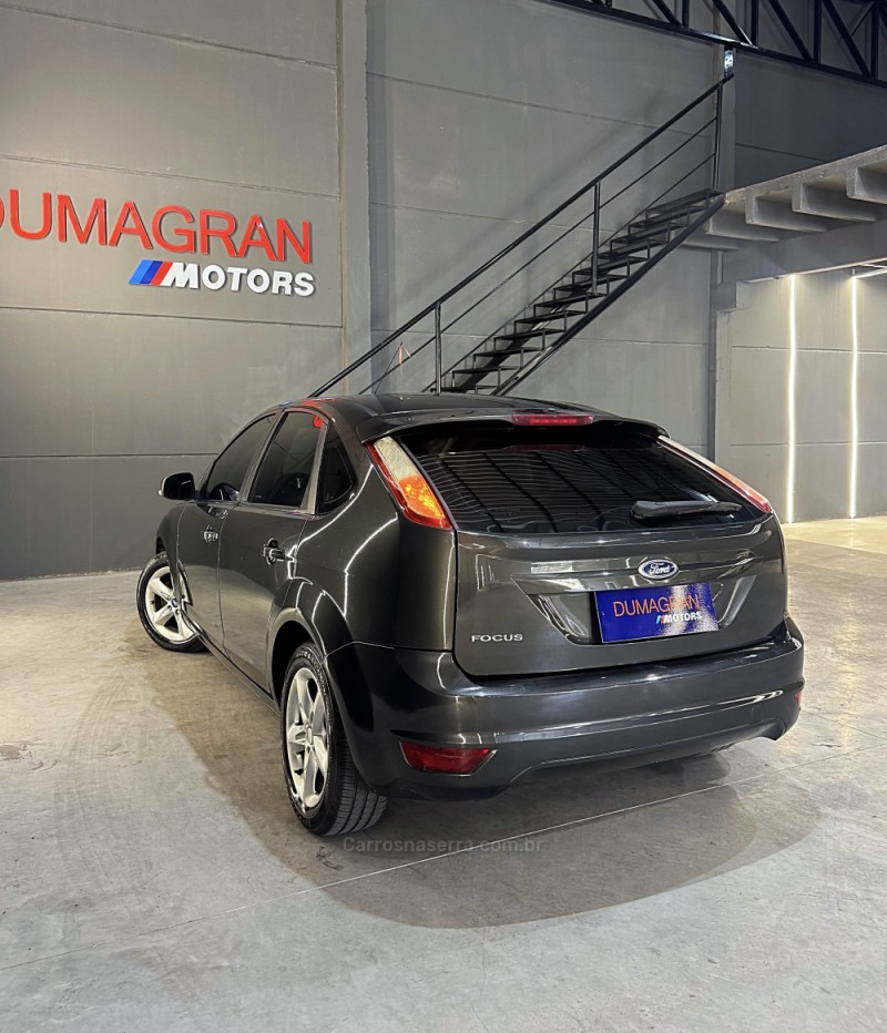 FOCUS 2.0 GLX 16V FLEX 4P MANUAL - 2013 - PASSO FUNDO