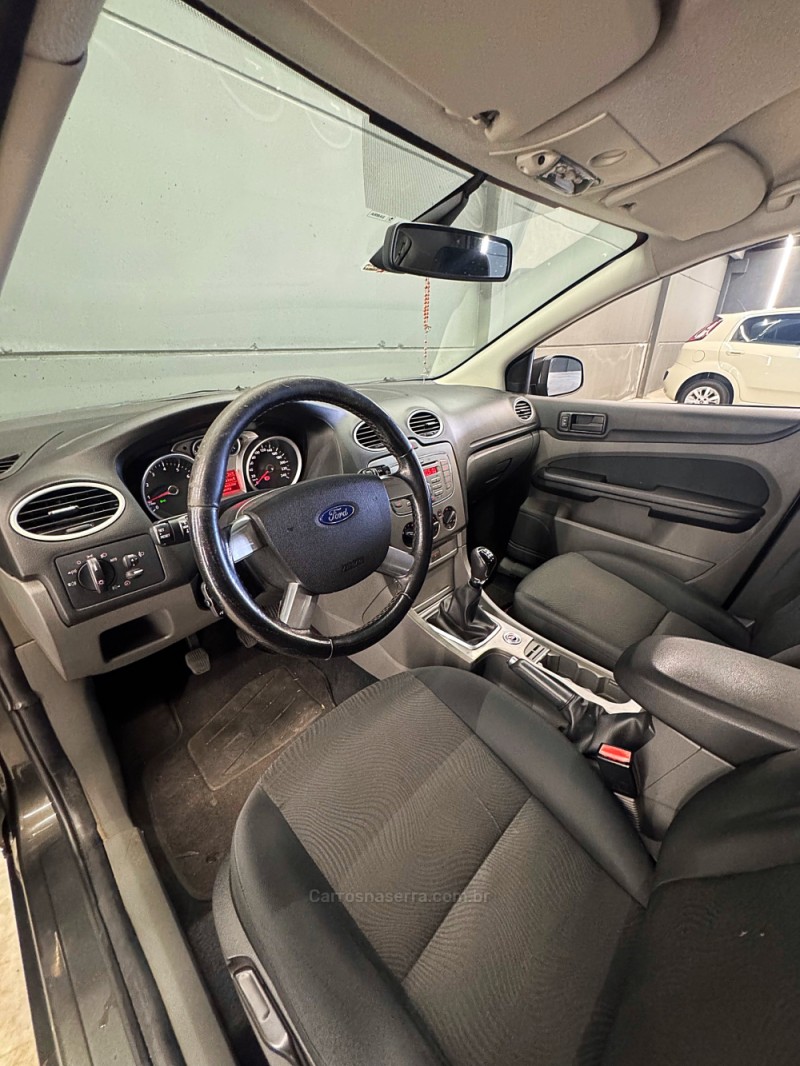 FOCUS 2.0 GLX 16V FLEX 4P MANUAL - 2013 - PASSO FUNDO