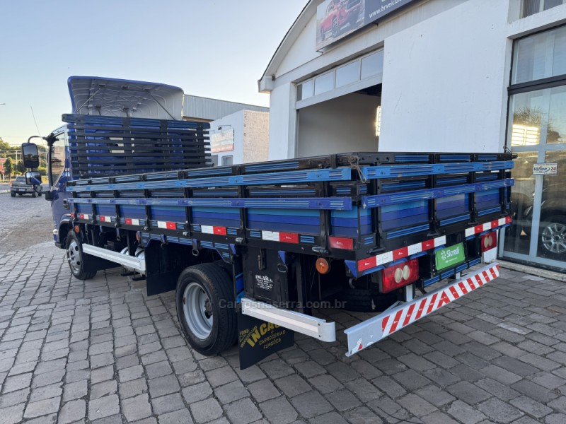 AUMARK 6.50AK 3.8 4X2 - 2023 - VERANóPOLIS