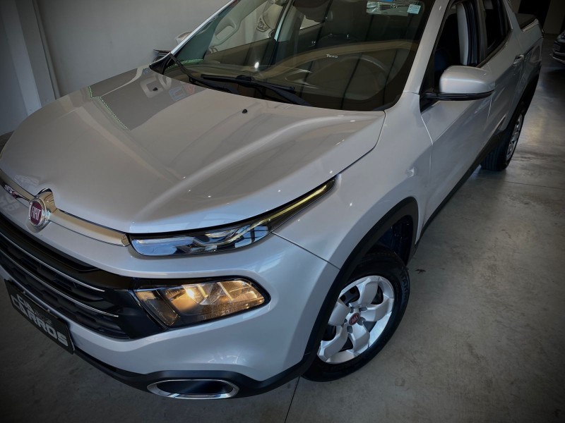 TORO 1.8 16V EVO FLEX FREEDOM AUTOMÁTICO - 2017 - LAJEADO