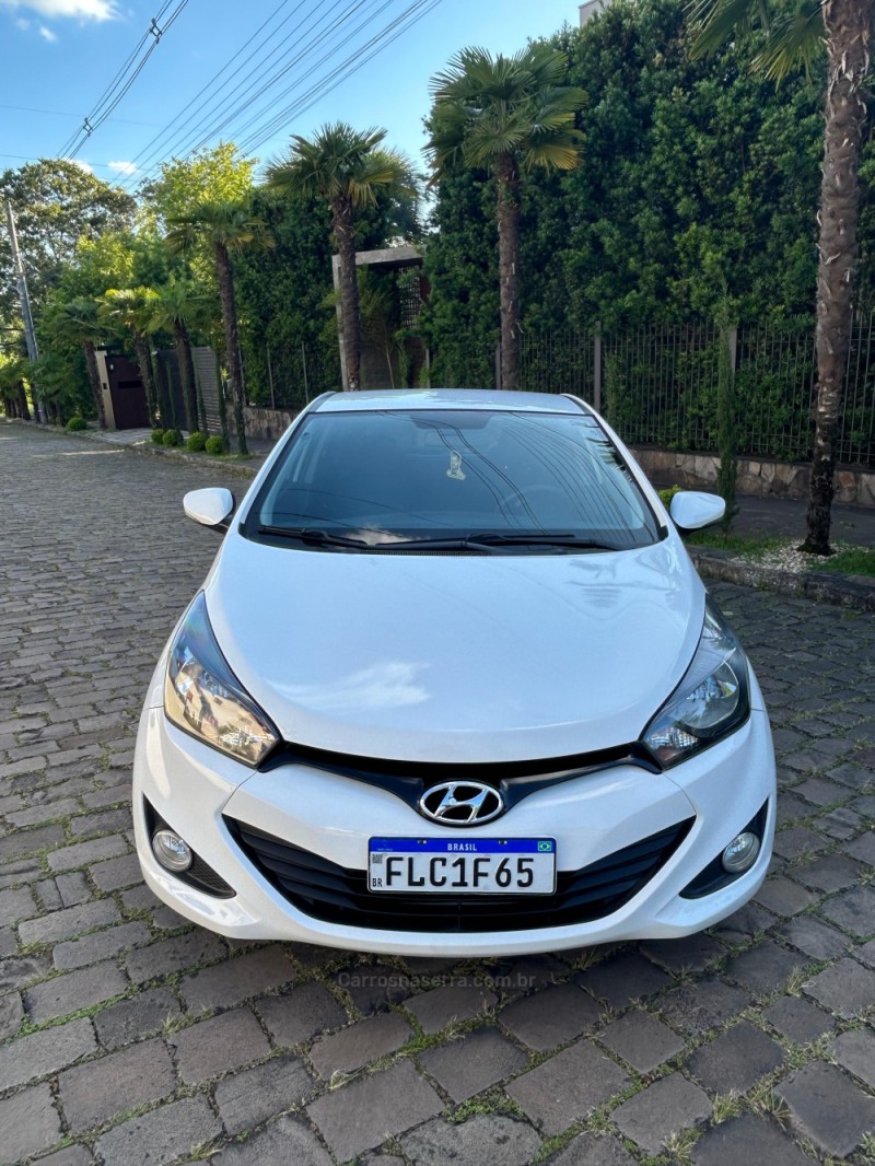 HB20 1.6 COMFORT PLUS 16V FLEX 4P AUTOMÁTICO - 2014 - VERANóPOLIS