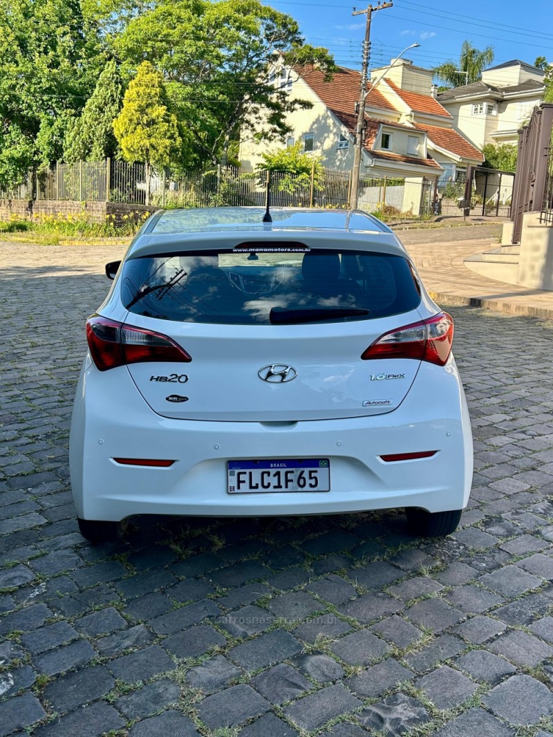 HB20 1.6 COMFORT PLUS 16V FLEX 4P AUTOMÁTICO - 2014 - VERANóPOLIS