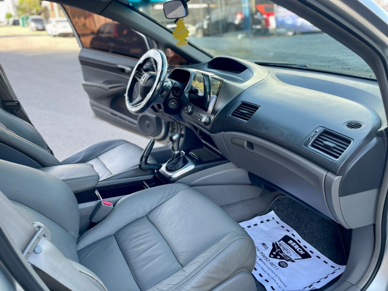 CIVIC 1.8 LXL 16V FLEX 4P MANUAL - 2011 - CAXIAS DO SUL