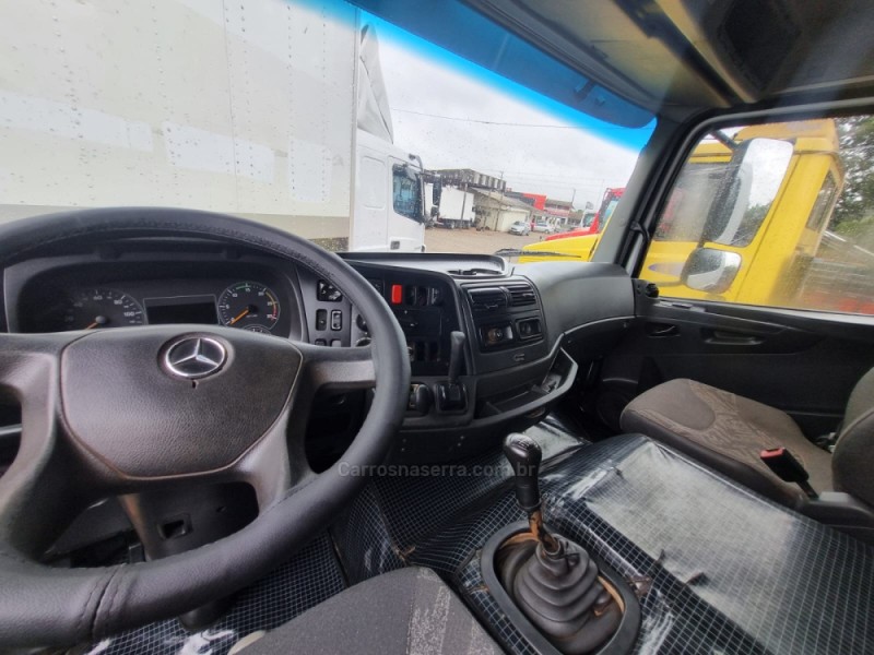 ATEGO 2429  - 2013 - PORTãO