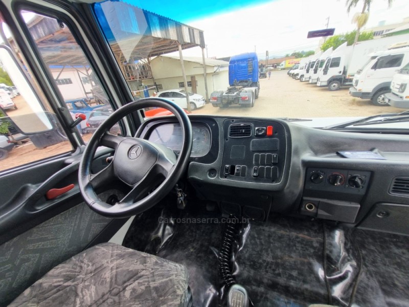 ATRON 1319  - 2014 - PORTãO