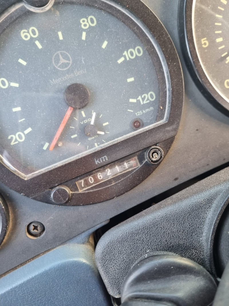 L-1620 3 EIXOS - 2001 - PORTãO