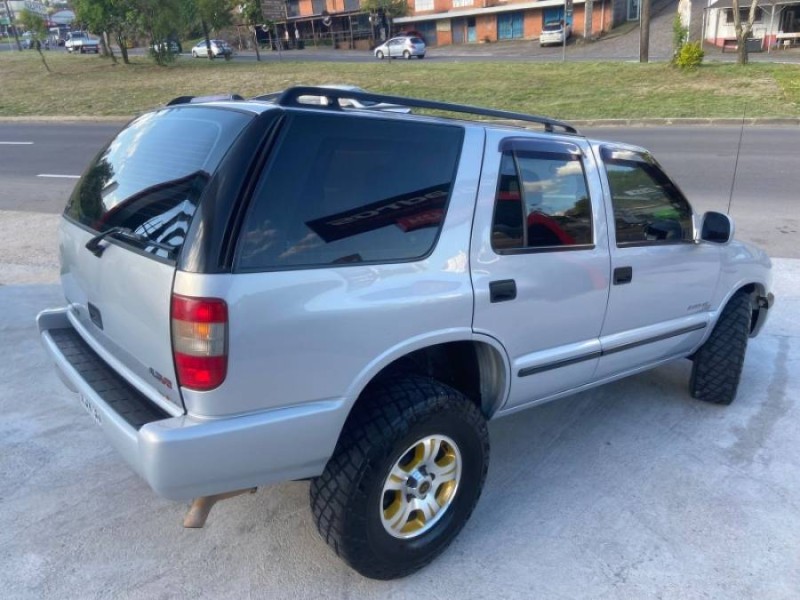 BLAZER 4.3 SFI DLX 4X2 V6 12V GASOLINA 4P MANUAL - 2000 - CAXIAS DO SUL