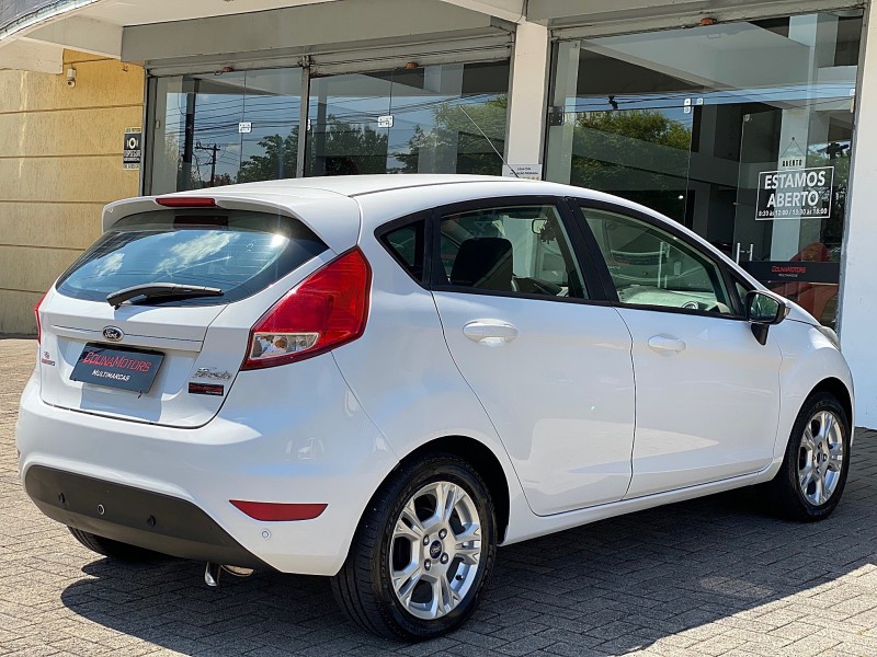 FIESTA 1.6 SE HATCH 16V FLEX 4P AUTOMÁTICO - 2016 - CAXIAS DO SUL