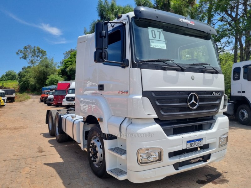 AXOR 2540 S 6X2 - 2007 - PORTãO