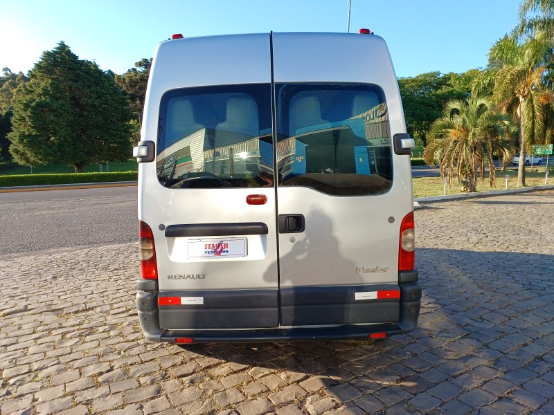 MASTER 2.5 DCI ESCOLAR L1H1 16 LUGARES 16V DIESEL 3P MANUAL - 2009 - FLORES DA CUNHA