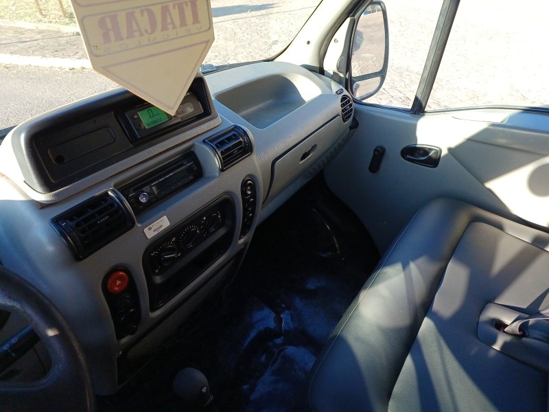 MASTER 2.5 DCI ESCOLAR L1H1 16 LUGARES 16V DIESEL 3P MANUAL - 2009 - FLORES DA CUNHA