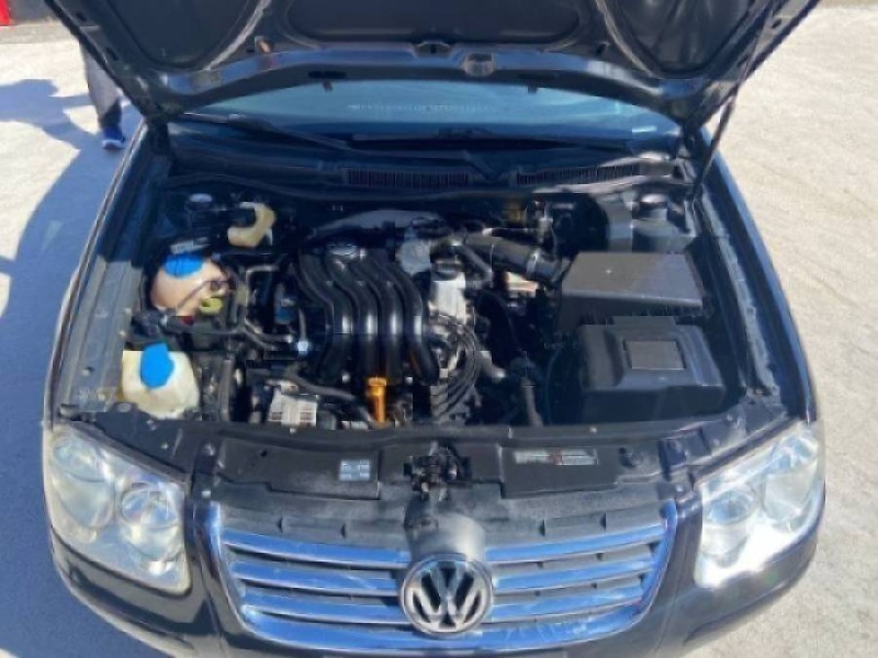 BORA 2.0 MI 8V FLEX 4P MANUAL - 2010 - CAXIAS DO SUL