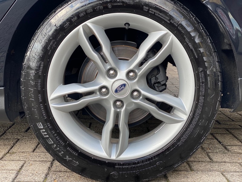 FOCUS 2.0 S SEDAN 16V FLEX 4P AUTOMÁTICO - 2016 - CAXIAS DO SUL