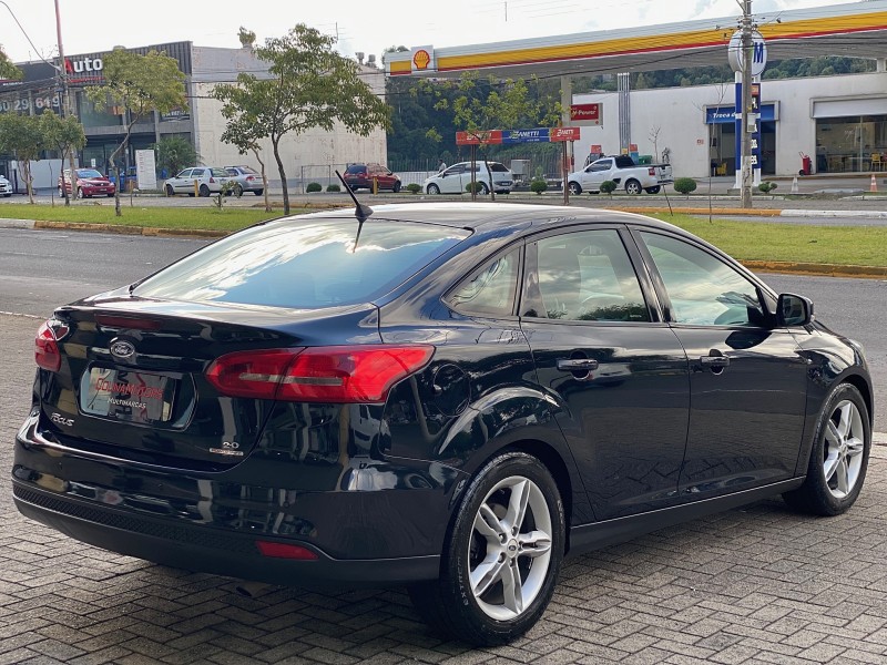 FOCUS 2.0 S SEDAN 16V FLEX 4P AUTOMÁTICO - 2016 - CAXIAS DO SUL