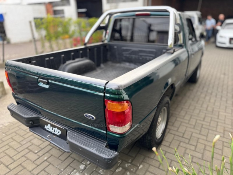 RANGER 2.5 XL 4X2 CS 16V TURBO INTERCOOLER DIESEL 2P MANUAL - 2000 - FARROUPILHA