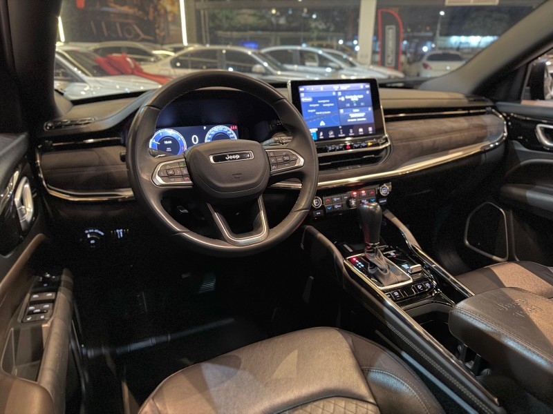 COMMANDER 2.0 OVERLAND TD380 4X4 TURBO DIESEL 4P AUTOMÁTICO - 2022 - NOVO HAMBURGO