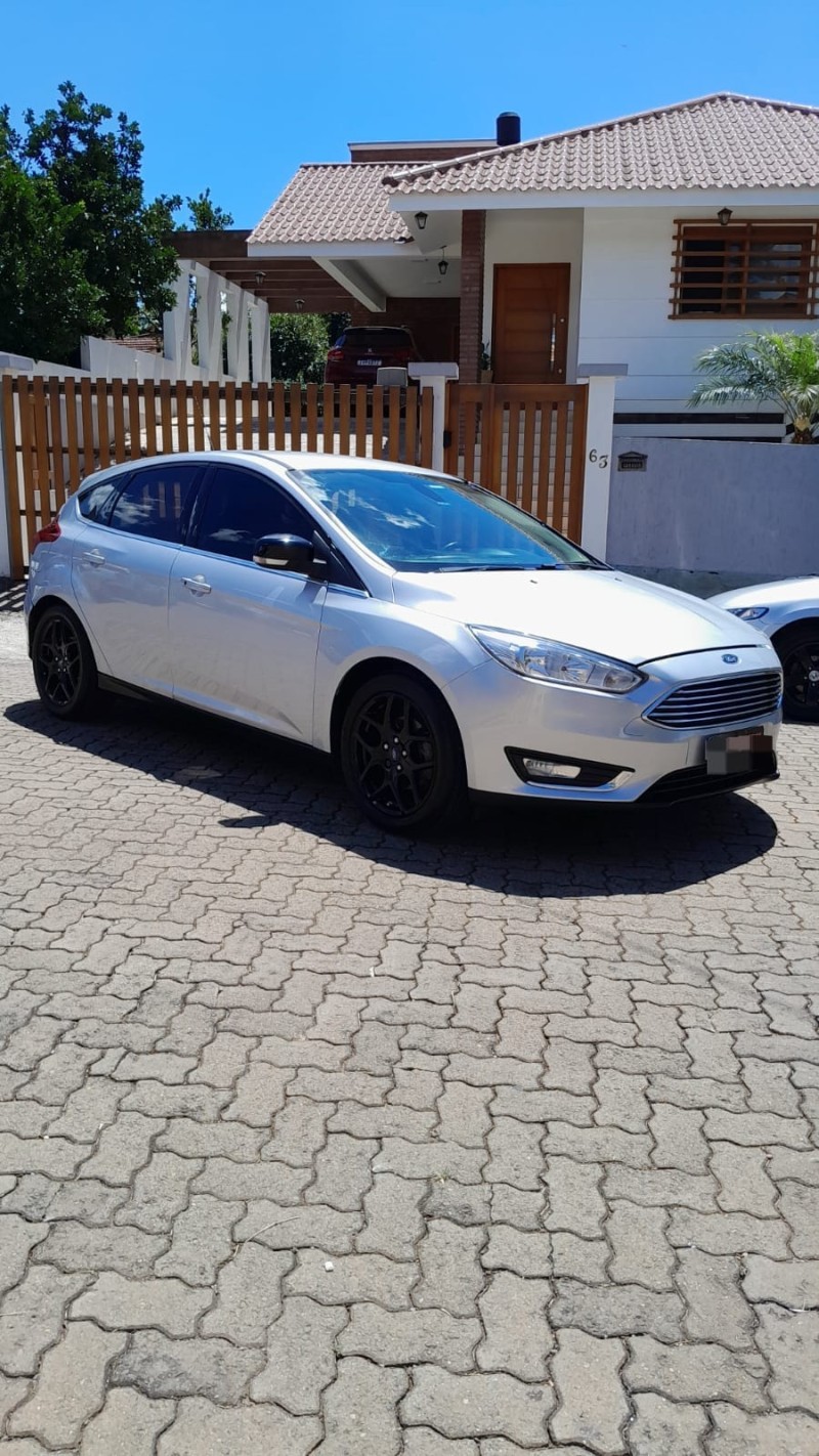 FOCUS 2.0 TITANIUM SEDAN 16V FLEX 4P AUTOMÁTICO