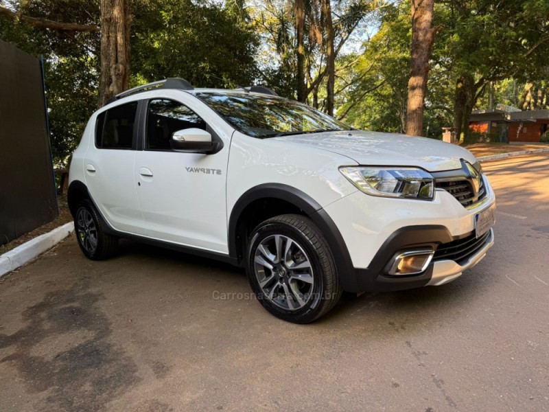 SANDERO 1.6 STEPWAY ICONIC X-TRONIC 16V FLEX 4P AUTOMÁTICO - 2020 - DOIS IRMãOS