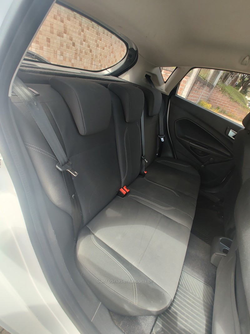 FIESTA 1.6 SE HATCH 16V FLEX 4P MANUAL - 2017 - CANELA