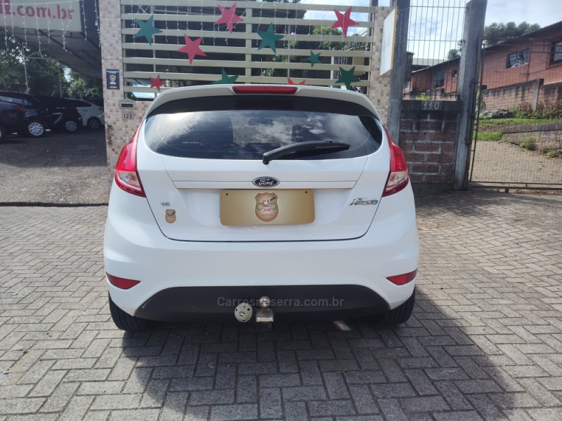 FIESTA 1.6 SE HATCH 16V FLEX 4P MANUAL - 2017 - CANELA