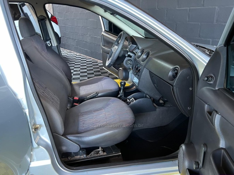 CELTA 1.0 MPFI SPIRIT 8V FLEX 4P MANUAL - 2007 - CAXIAS DO SUL