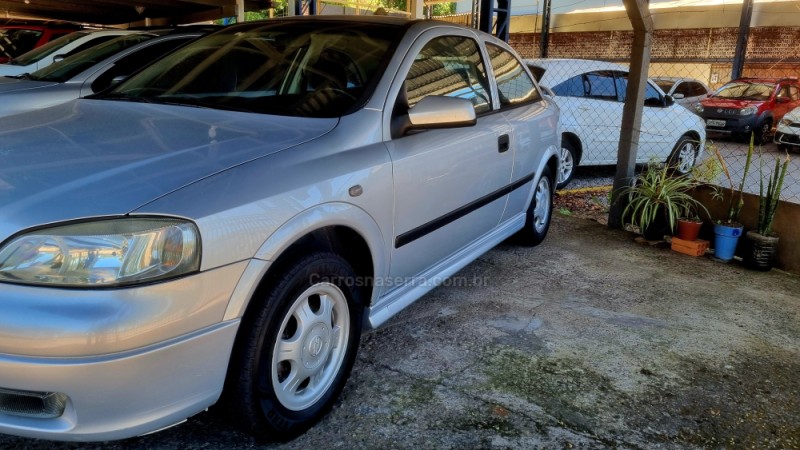 ASTRA 1.8 MPFI GL 8V GASOLINA 2P MANUAL - 2001 - CAXIAS DO SUL