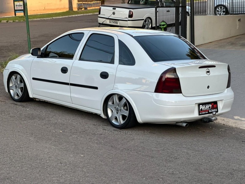 CORSA 1.8 MPFI MAXX SEDAN 8V GASOLINA 4P MANUAL - 2005 - NOVO HAMBURGO