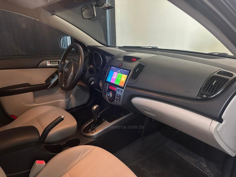 CERATO 1.6 EX2 SEDAN 16V GASOLINA 4P AUTOMÁTICO - 2010 - NOVO HAMBURGO