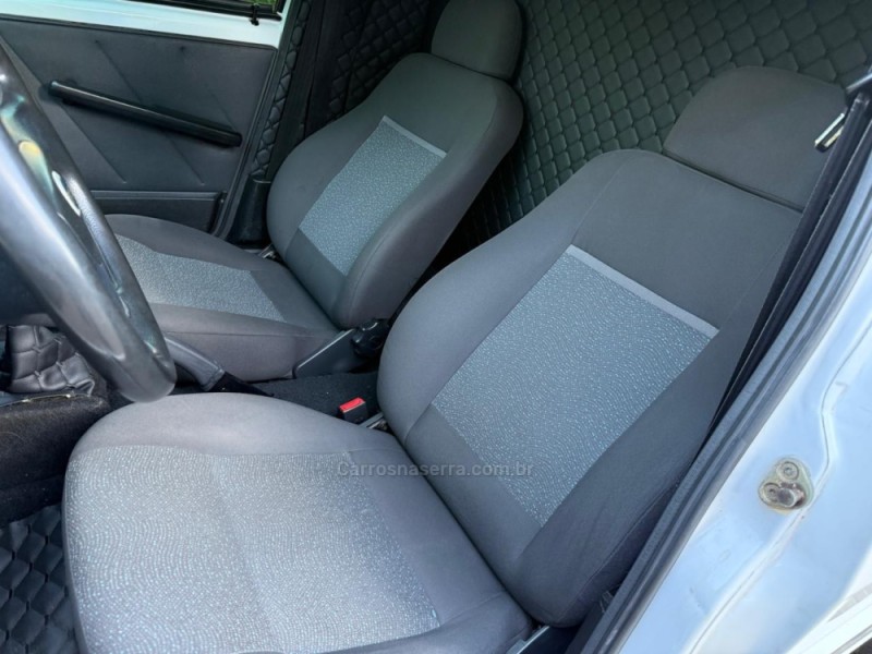 FIORINO 1.3 MPI FURGÃO 8V FLEX 2P MANUAL - 2006 - IVOTI