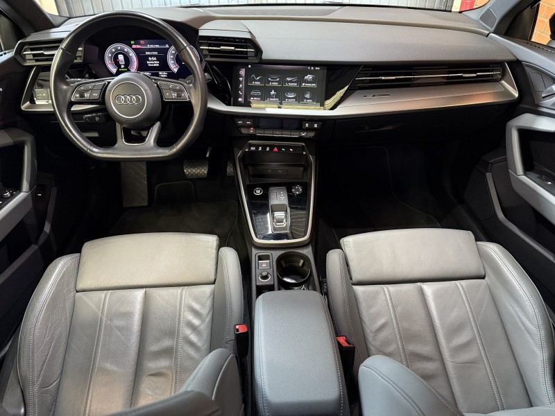 A3 2.0 TFSI 40 PERFORMANCE BLACK SPORTBACK GASOLINA 4P AUTOMÁTICO - 2022 - BENTO GONçALVES