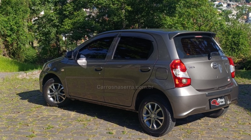 ETIOS 1.3 X 16V FLEX 4P MANUAL - 2018 - CAXIAS DO SUL