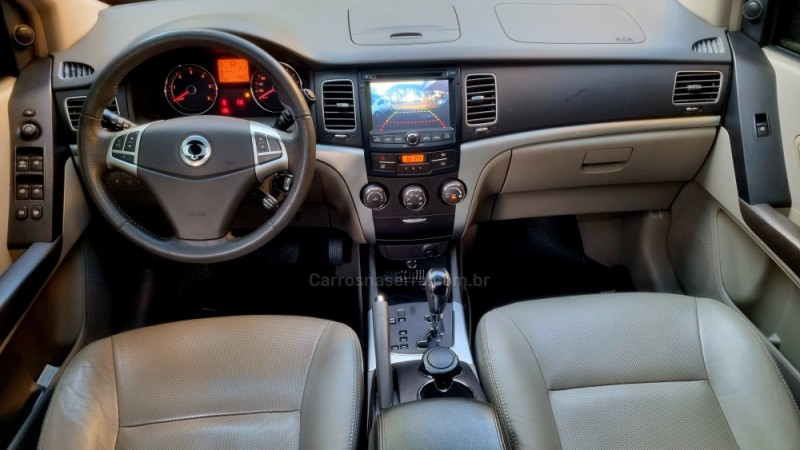 KORANDO 2.0 GLS EXECUTIVE 4X4 16V TURBO DIESEL 4P AUTOMÁTICO - 2012 - CAXIAS DO SUL