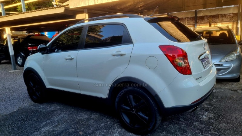 KORANDO 2.0 GLS EXECUTIVE 4X4 16V TURBO DIESEL 4P AUTOMÁTICO - 2012 - CAXIAS DO SUL